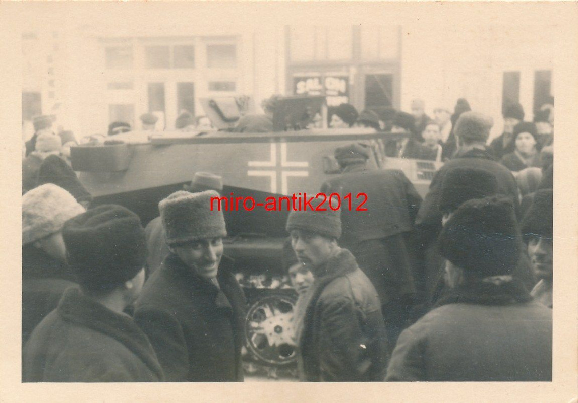Foto, Nachrichten Einheit, Panzer in Roșiorii de