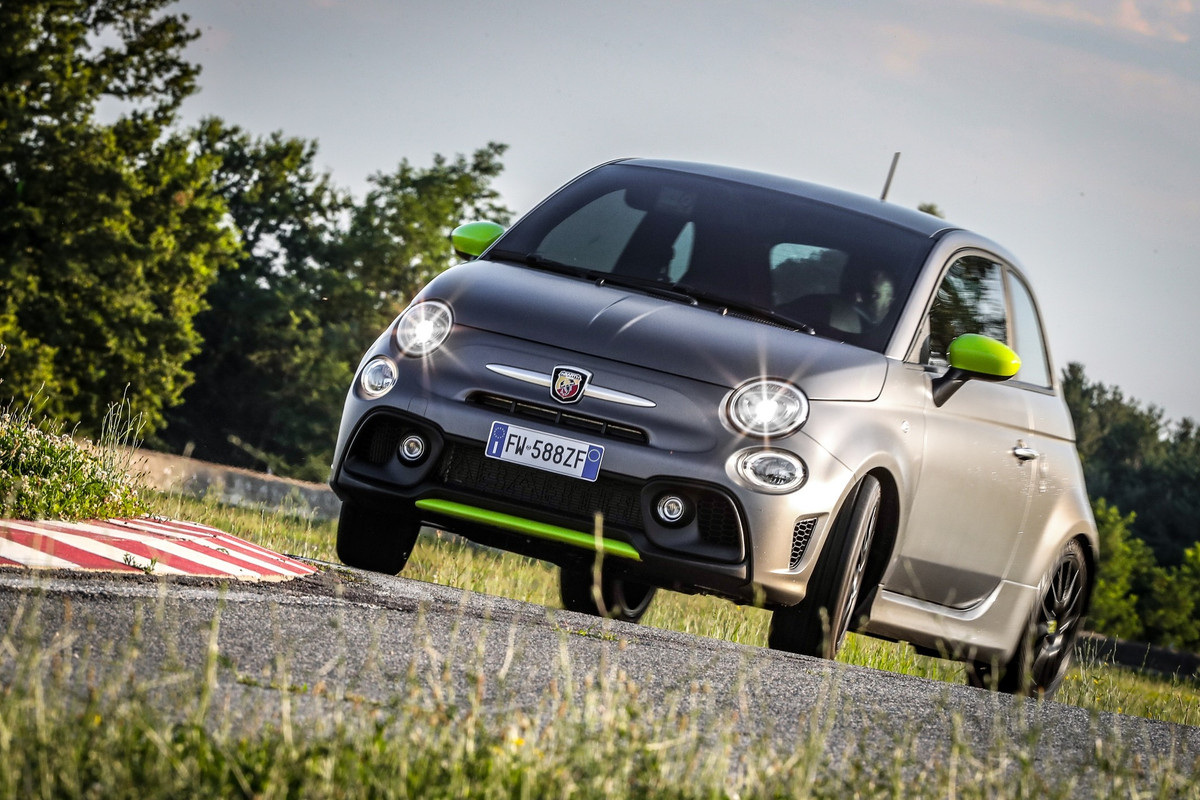 Abarth 595 Pista (21)