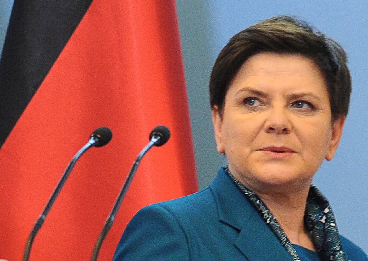 Beata Szydlo dio las declaraciones durante las conmemoraciones del 77º aniversario del primer transporte de prisioneros polacos