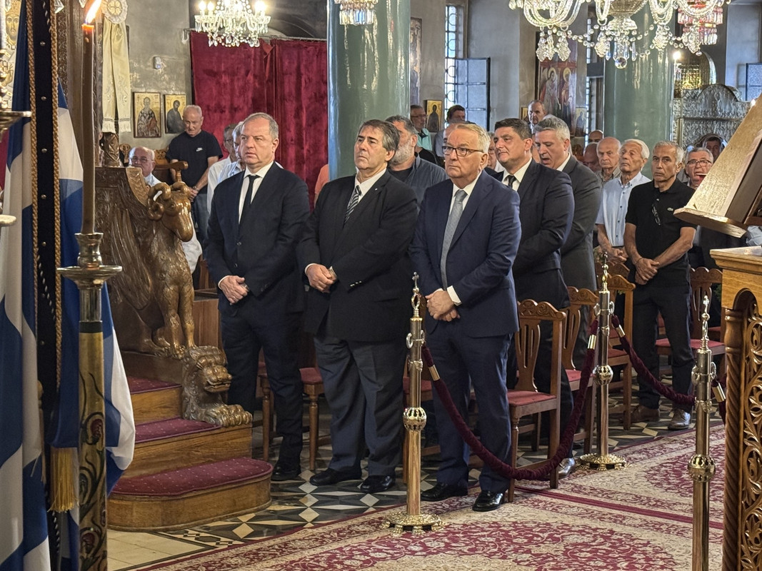 original-951F9CBB-8C1A-4C4F-A194-0311F4516D96