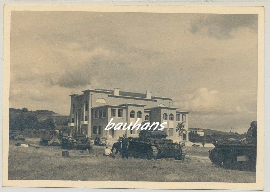 Tank Turmnummer 214 Häuseraufschrift 2.WK