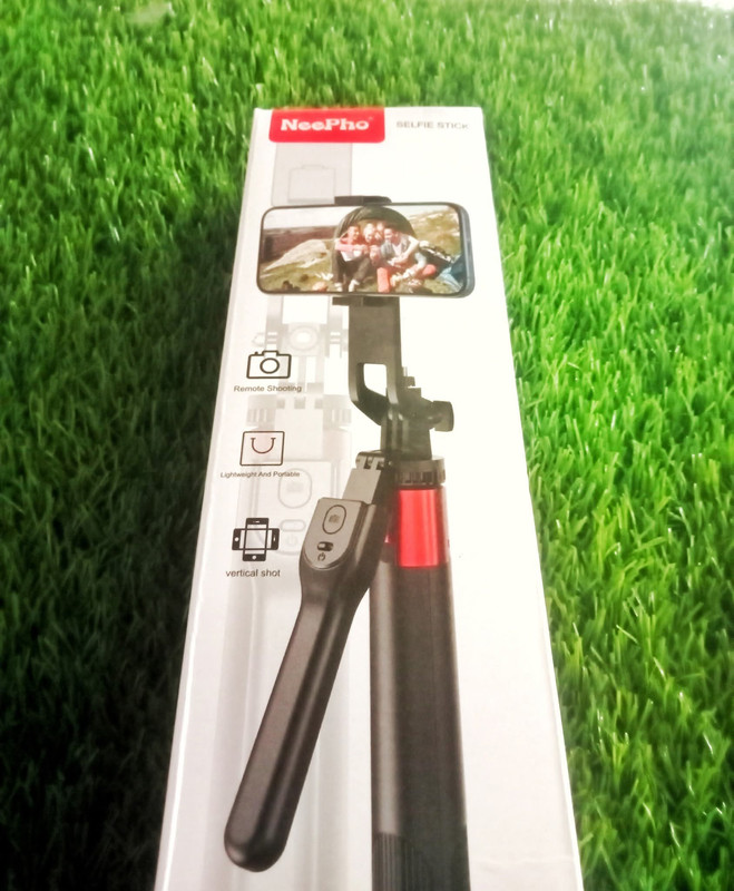NeePho Selfie Stick Tripod