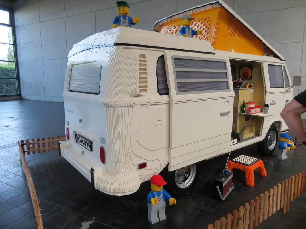 E35AEF0D-240B-4EA7-B87A-07964F9A0809