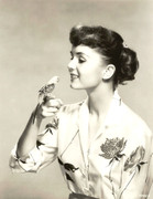 Debbie-Reynolds-c40