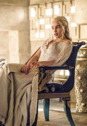 emilia-clarke-game-of-thrones-100