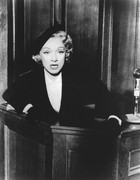 Marlene-Dietrich-d49