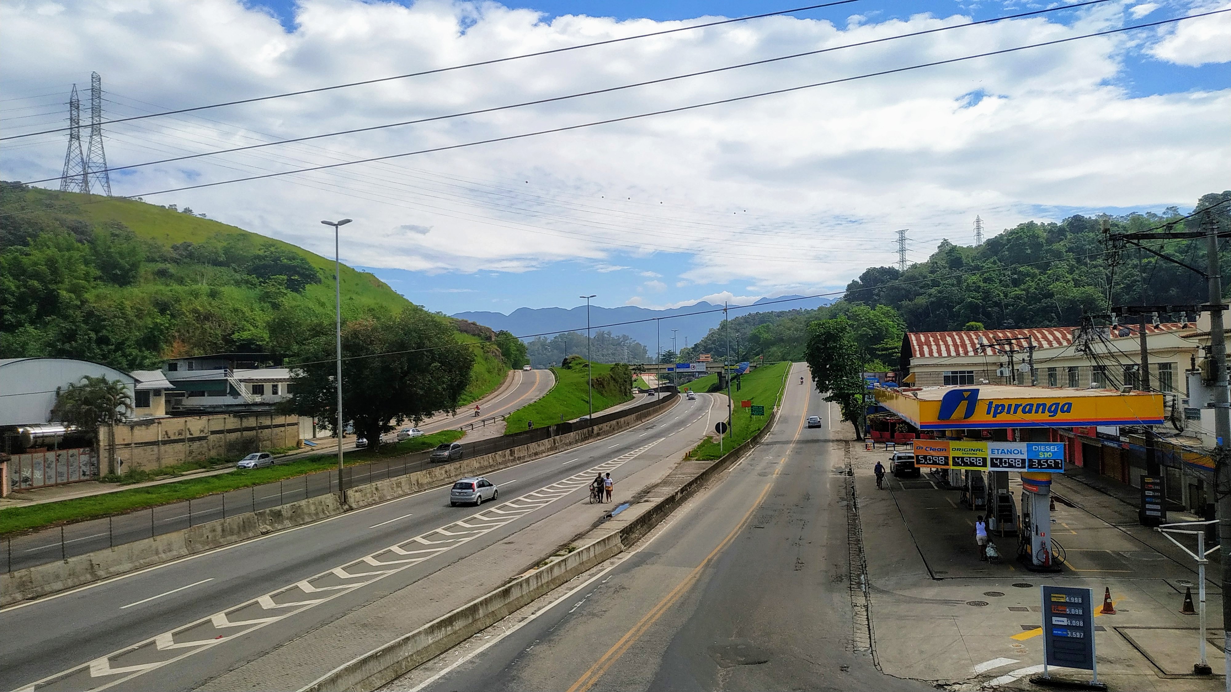 (RJ) Duque de Caxias Santa Cruz da Serra, um bairro da "perifa" em