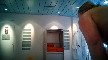 [Image: Voyeur23705101447.jpg]