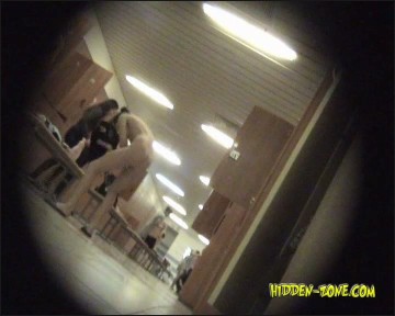 [Image: Voyeur32525143035.jpg]