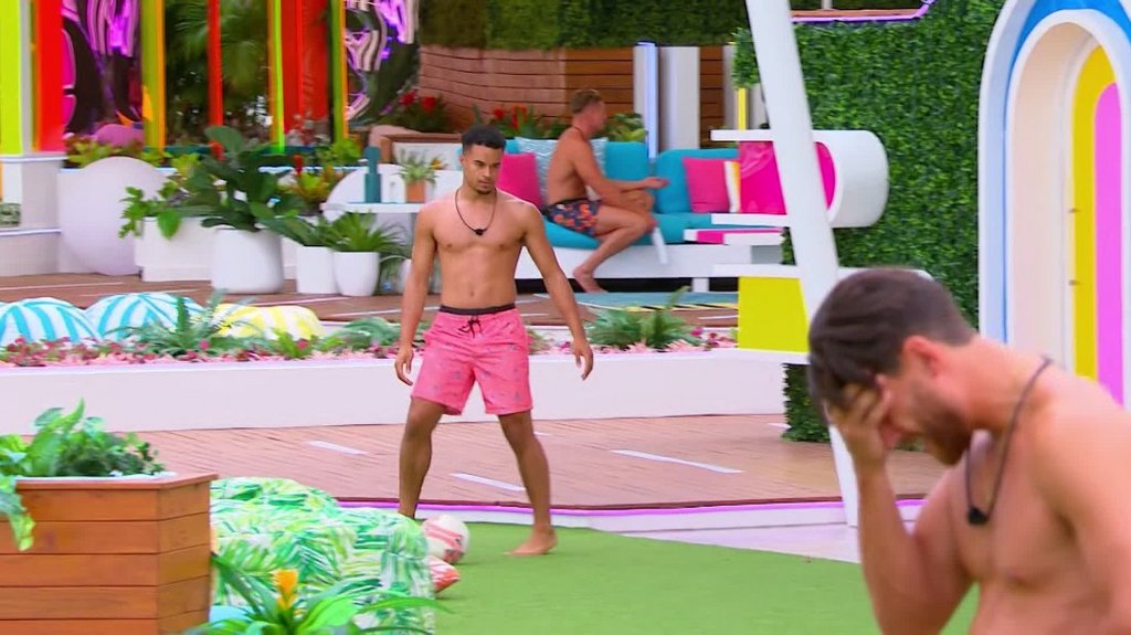 [Image: zv2k5q9ts4qy.jpg]