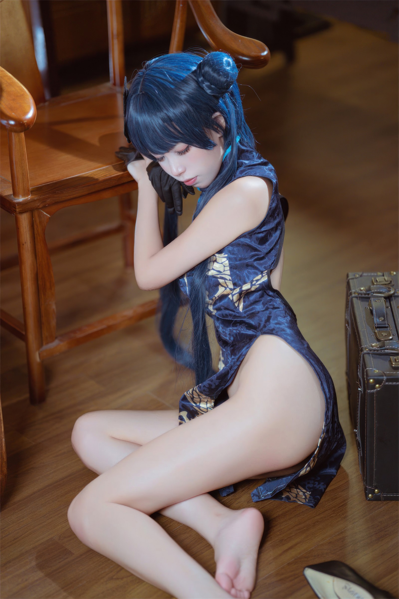 三無人型 COS 二次元：蔚蓝档案龙华妃咲旗袍写真（42P／407M）插图1