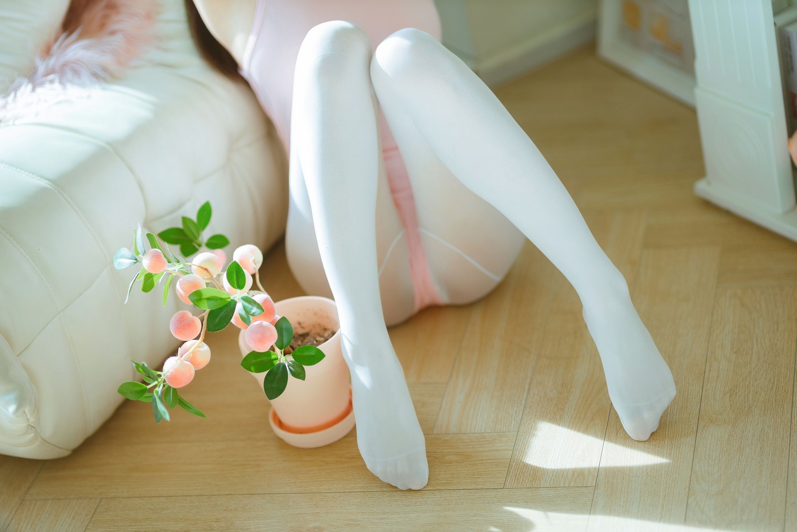 三無人型福利写真：白丝桃子甜美 COS 套图（60P／171.8M）插图