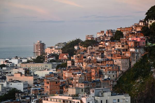 В джазе только девушки или аргентинско-бразильский калейдоскоп В джазе только девушки или аргентинско-бразильский калейдоскоп