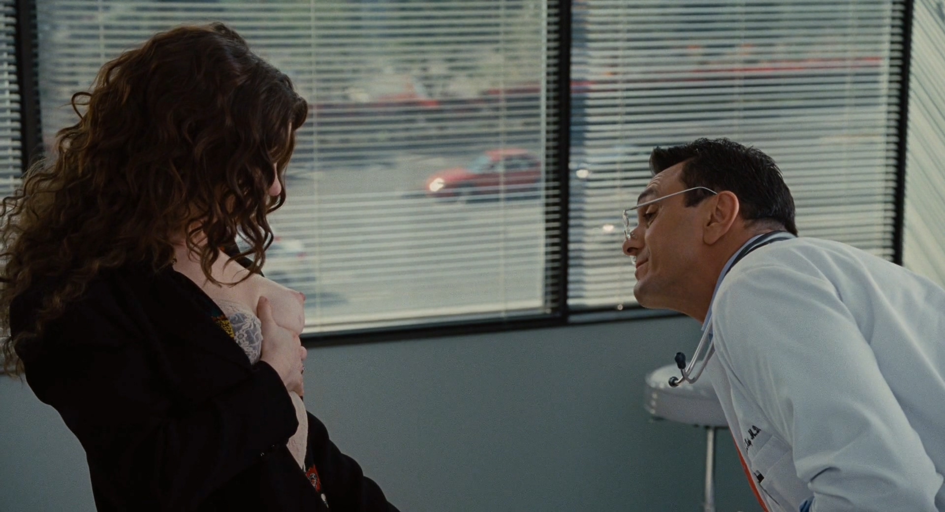Anne Hathaway Sex Scenes Love & Other Drugs ( Full HD 1080p) avi 20210205  174445 283 — Postimages