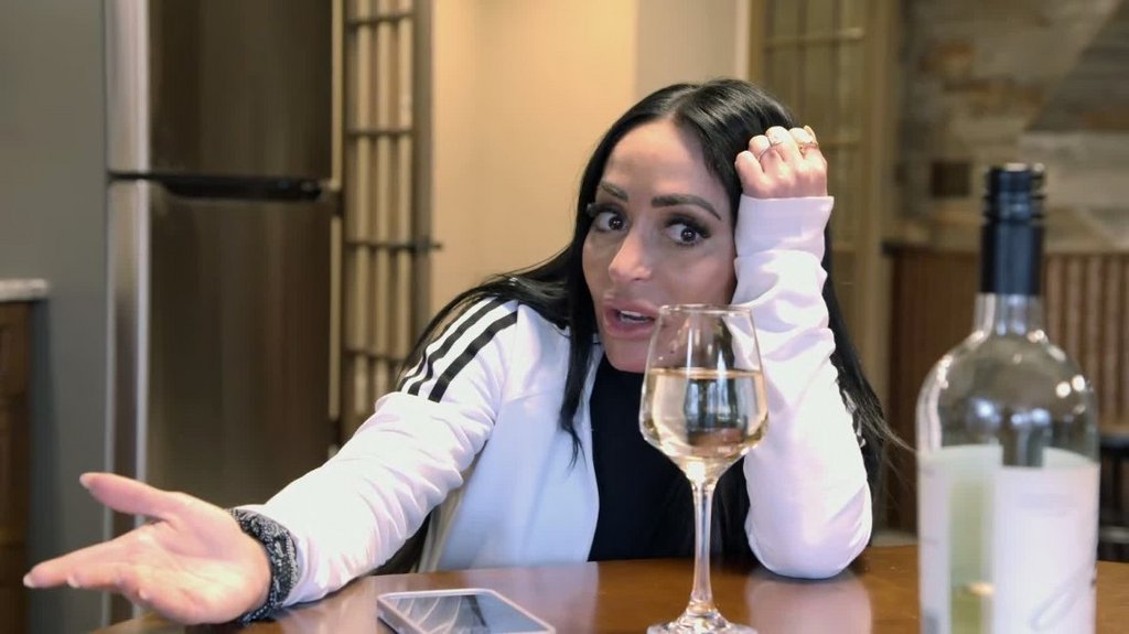 [Image: sobt52h5tl2w.jpg]