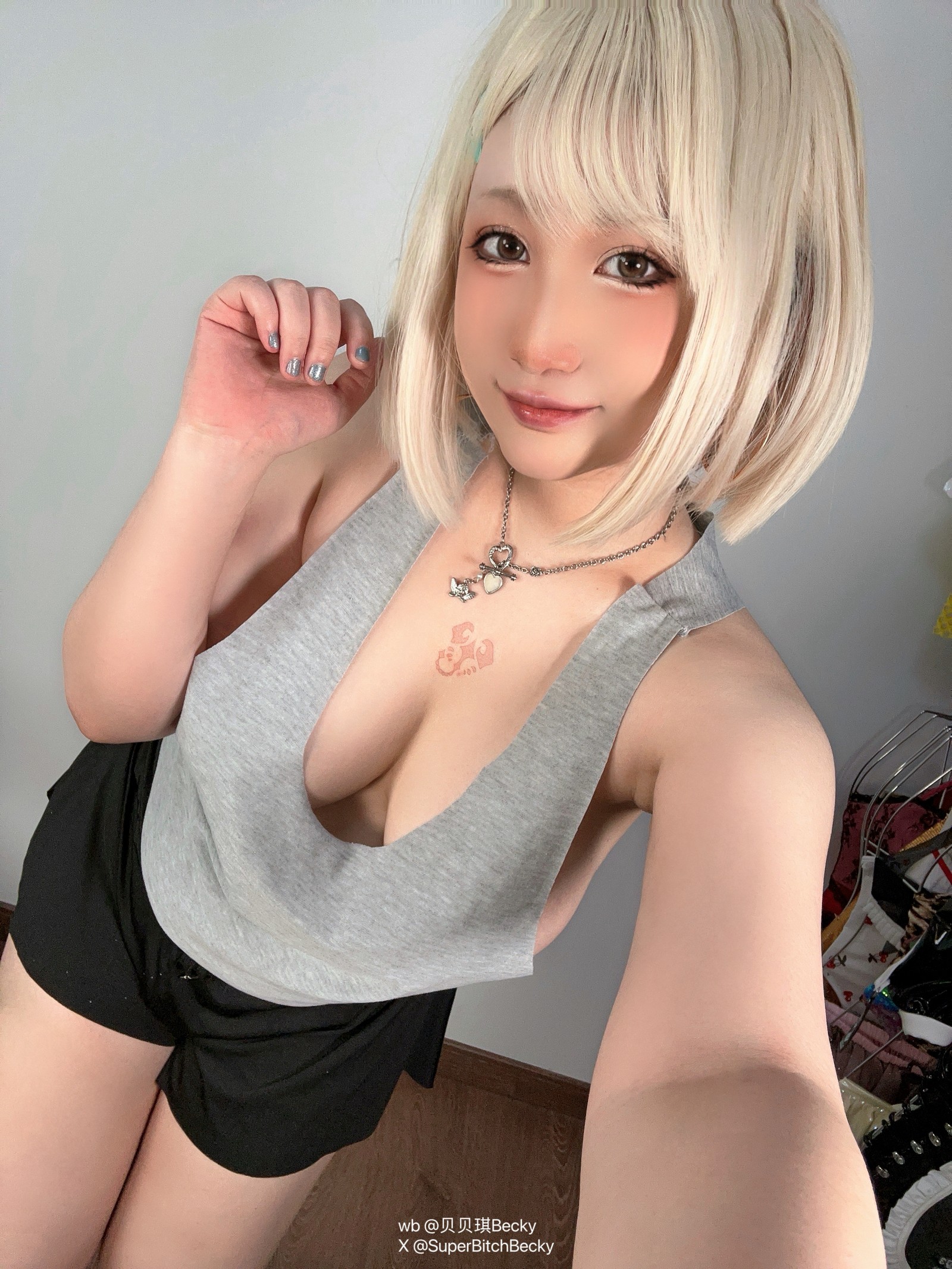 贝贝琪 Becky 热裤主题 Cosplay 写真合集｜街拍风高清摄影（37P｜226MB）插图8