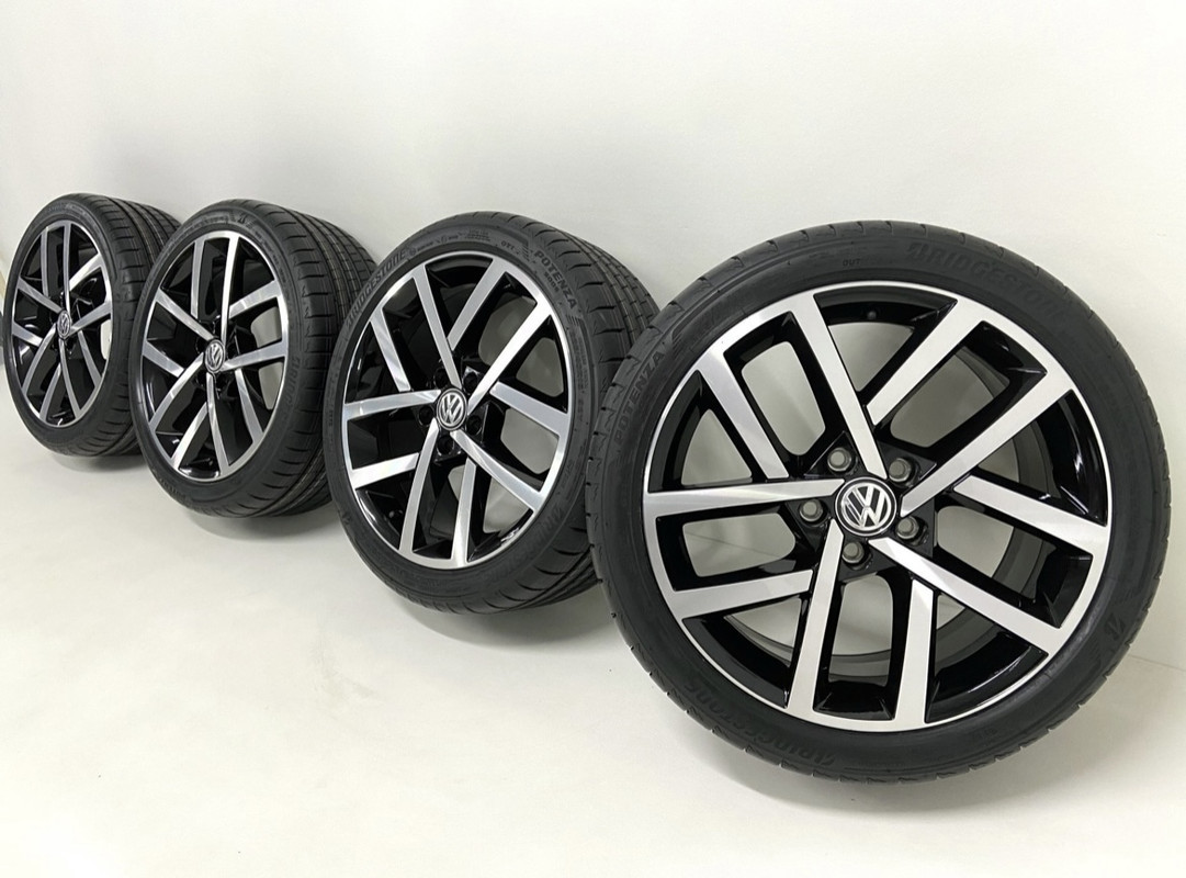 FEEB9A4C-97FA-408A-AB7C-8F8FE27C5F9B