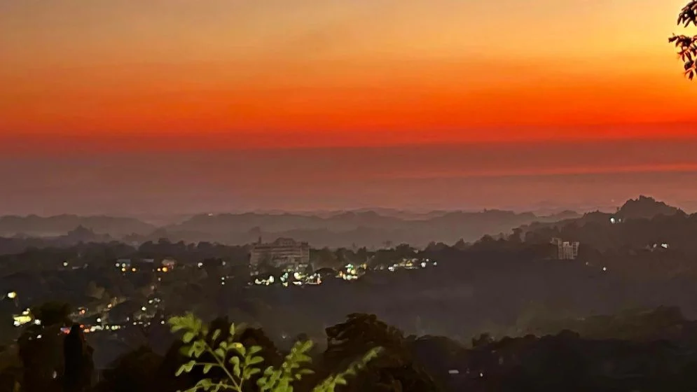 লম্বা ছুটিতে পর্যটকে পরিপূর্ণ বান্দরবান
