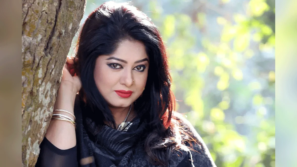 সুখবর দিলেন মৌসুমী