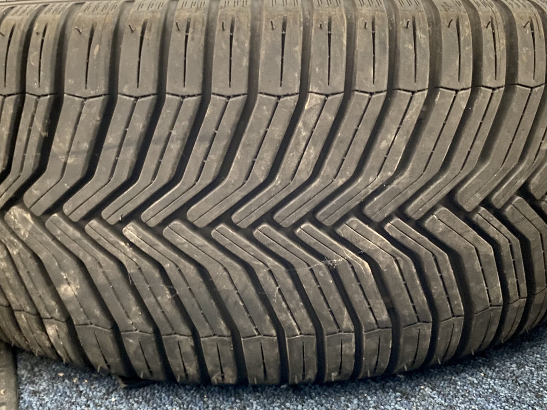 9135844C-906E-4189-97D5-362EAD2C9825_1_201_a