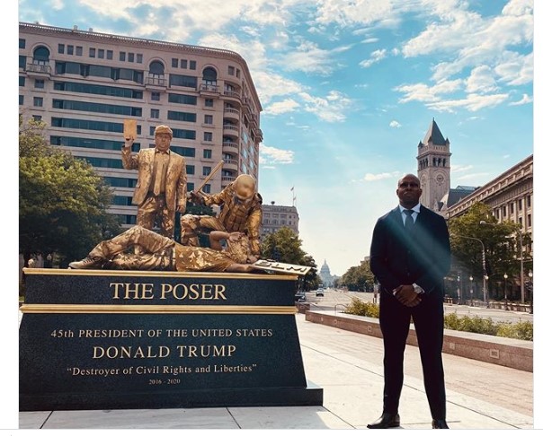 New Trump statue in Washington D.C! Trump-statue