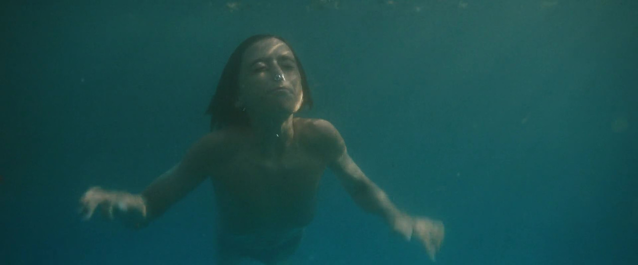 Denti Da Squalo (2023) iTA_00_07_18_00_43