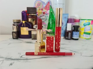 4804fb46d0d4e5ffd8193d85a8e0904d