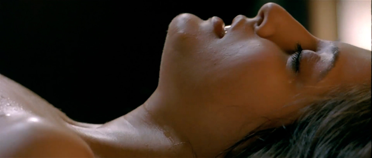 raima sen.00_00_07_05.Still005