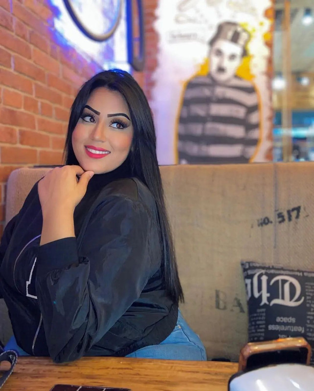 منال الحنبلي تلفت الأنظار بجمالها المغربي  Manalelhanbliofficial1-1719269581551