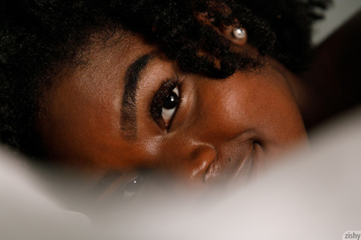 full_006_0477093627093545