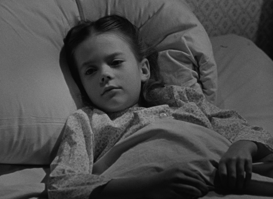 Miracle on 34th Street 1947 (1080p x265 10bit Tigole).mkv_snapsh