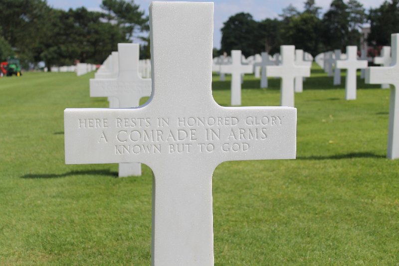 Por Normandía y Bretaña - Blogs de Francia - Día 3: Caen-Bayeux-Zona de Desembarco de Normandía-Huisnes sur Mer (6)