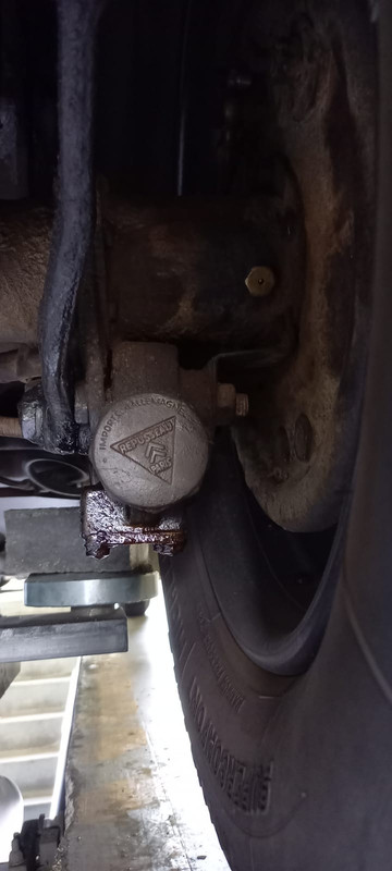 E27450C7-25ED-4E32-92DF-E00F4E158A09