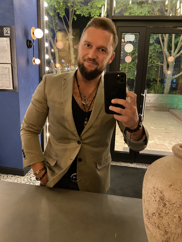 8D3B22D9-2CCE-4203-B733-91CAC582EDF3