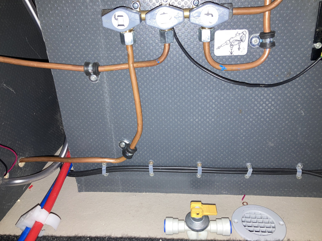 1520C769-EAC2-42A9-B809-45099FB19A82