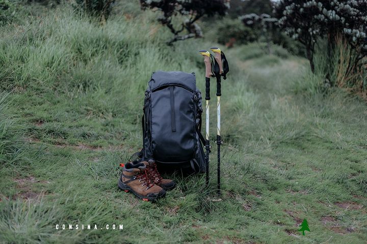 Consina, salah satu merek lokal yang punya tas gunung terbaik.