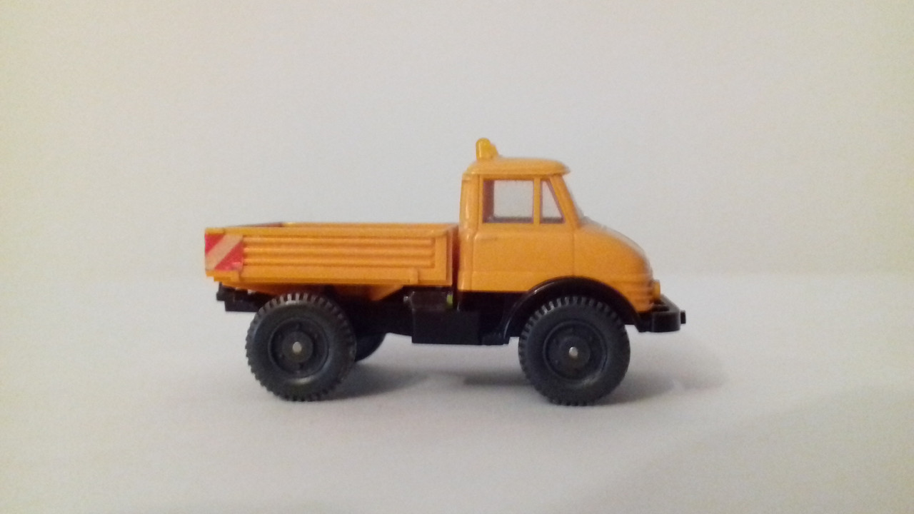Mach (7455)