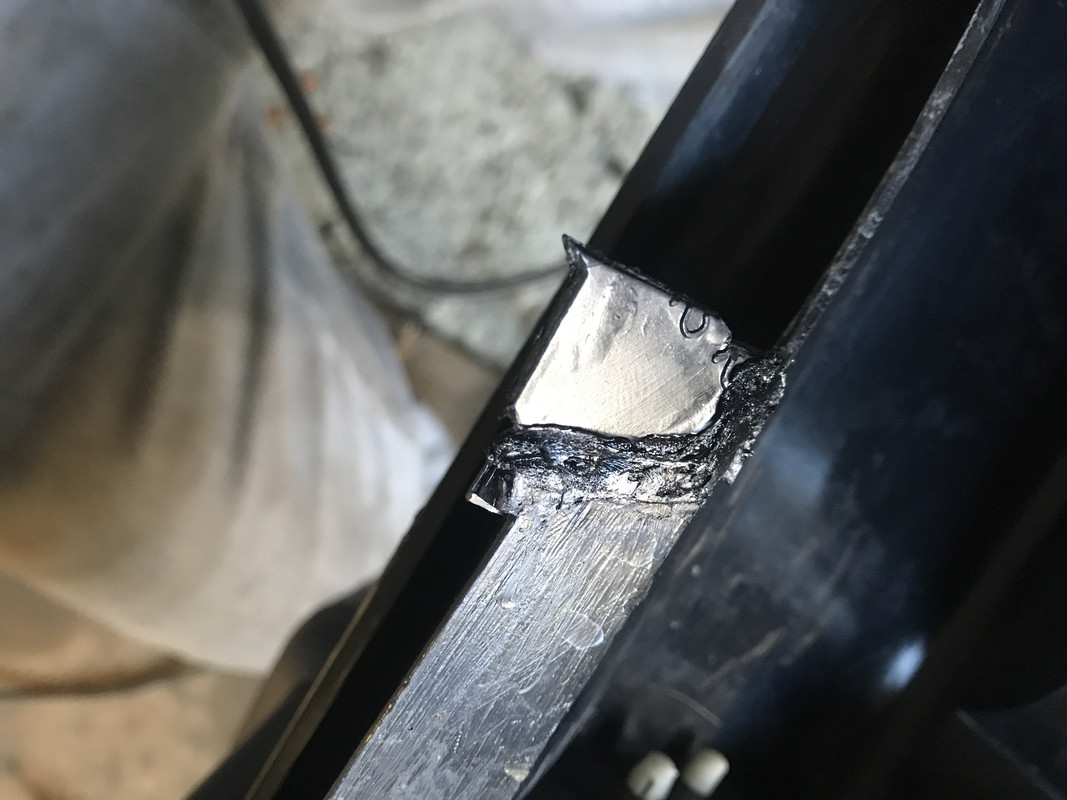 5B3918B3-BDA4-4C89-8BD5-E941103915CC