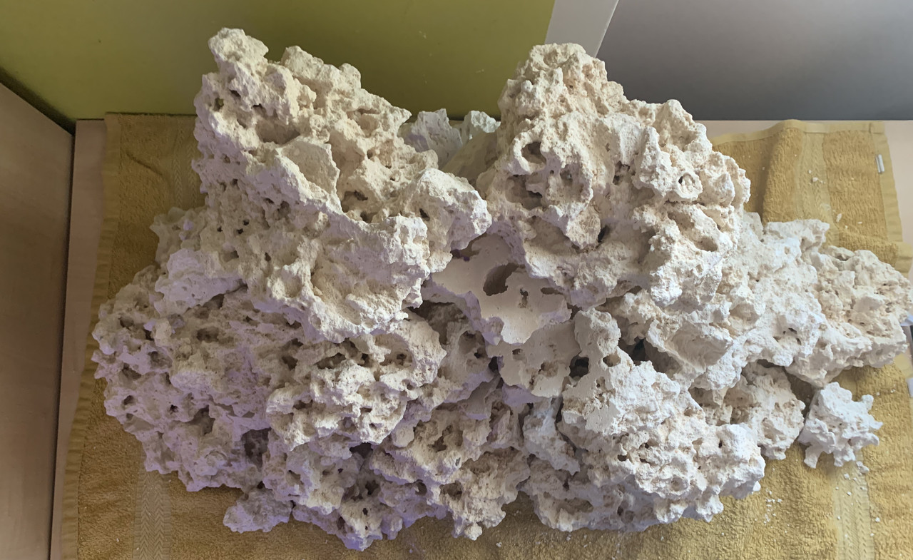 16880479-CD98-4D92-8A0B-EE4543BE09CB