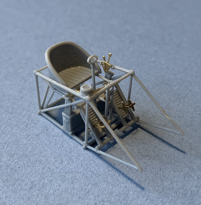 7C0D59CF-18C6-4C3E-9F04-D9F37D25AB43