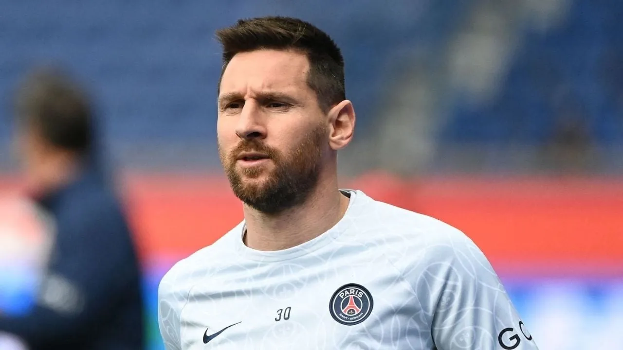 Padre y representante de Messi habría aceptado oferta millonaria del Al-Hilal