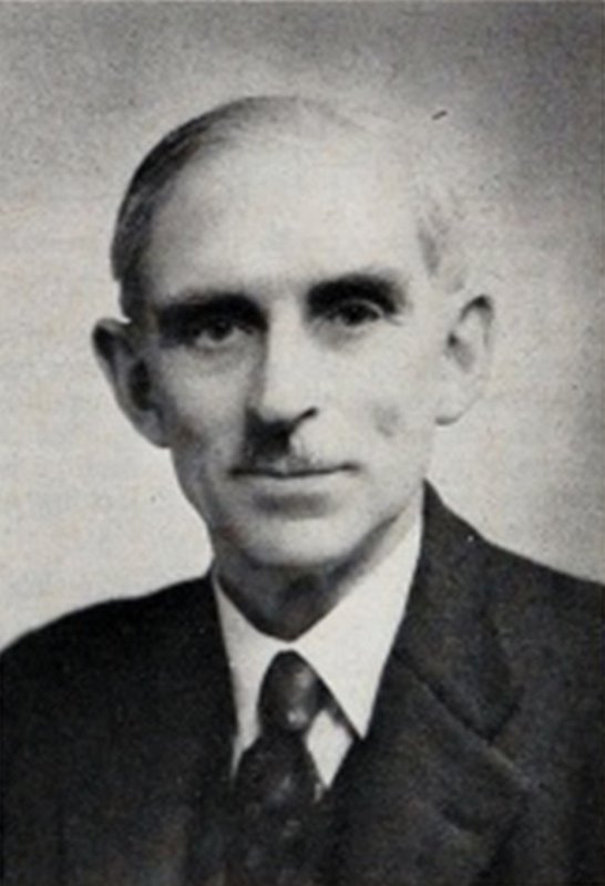 Anson Maunsell, India, 1 septiembre 1884 - Irlanda, 20 junio 1961, fue el ingeniero civil británico responsable del diseño de los Fuertes que llevaron su nombre. En 1917, Maunsell fue reclutado como oficial comisionado en el Royal Engineers
