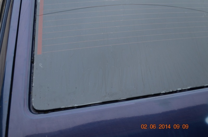 Вклеенное зад.стекло