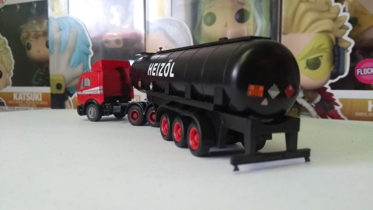 Mach (2307)