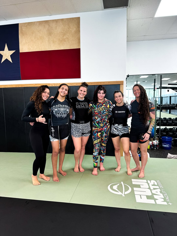 LEGINS JIUjitsu895 kingsway hq