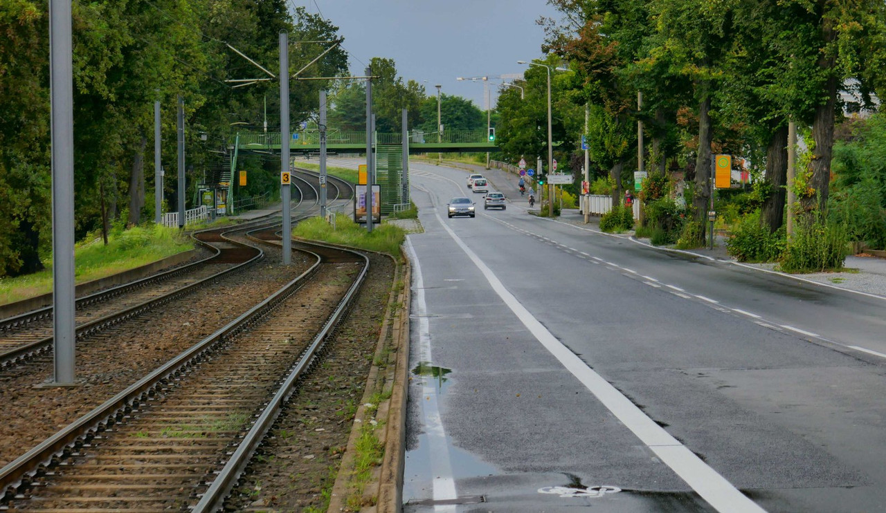 Bild: https://i.postimg.cc/nrLW6zCC/P1220314.jpg