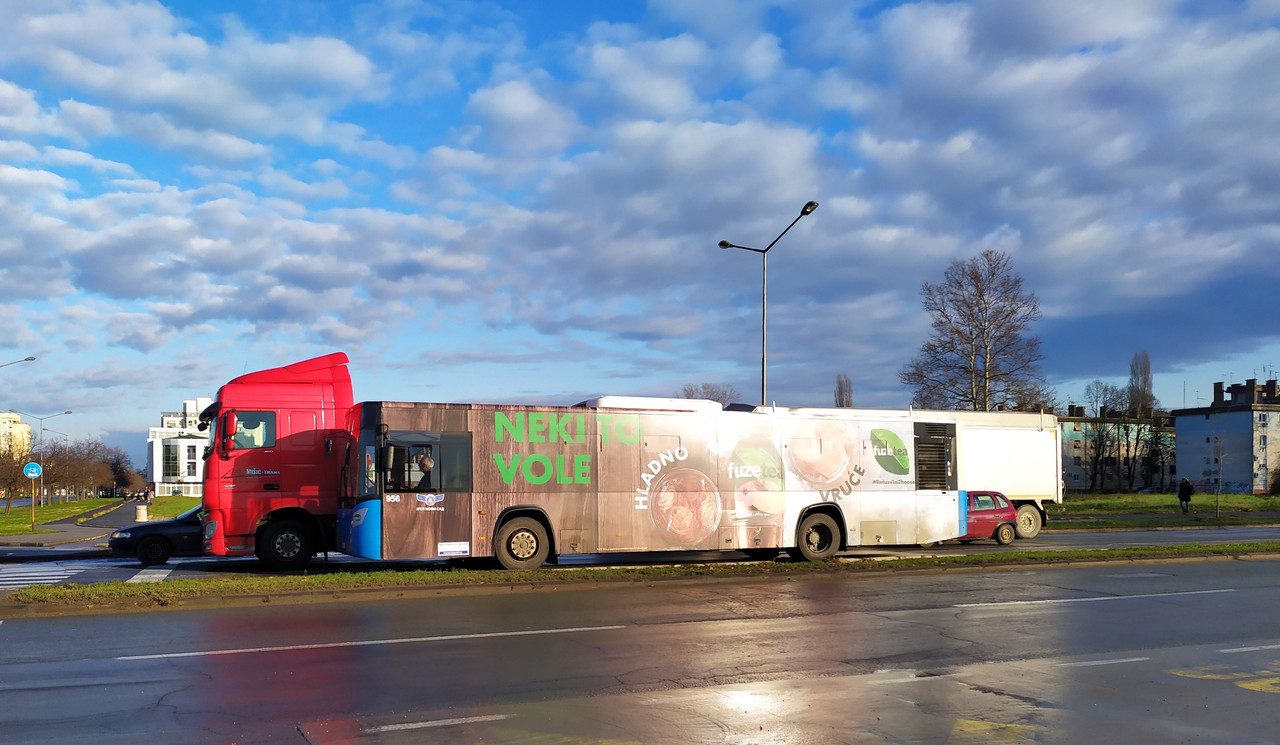 Ikarbus #956