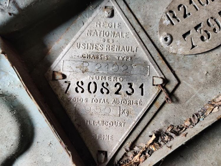 40A65EB5-1F25-4B59-AAA0-D82E5072925E