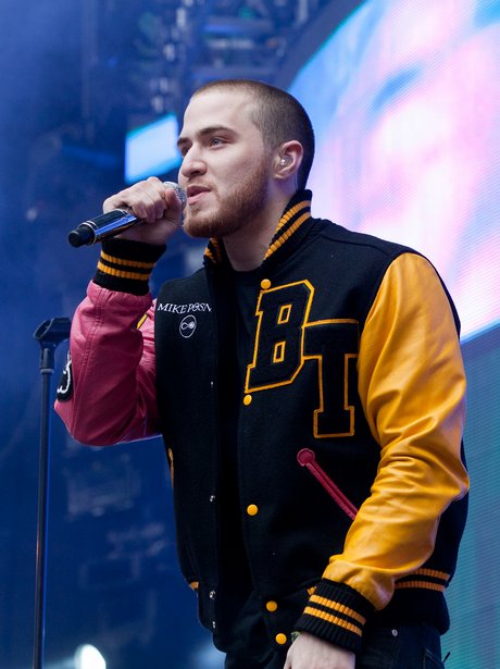 Mike Posner Performing