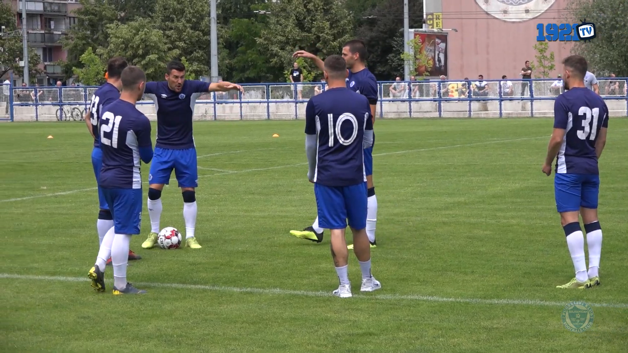 1EB7D810-2A63-4C17-B5C8-EEF6D479CB51